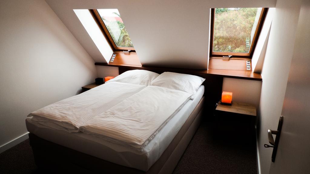 A7 Apartments Комарно Екстер'єр фото